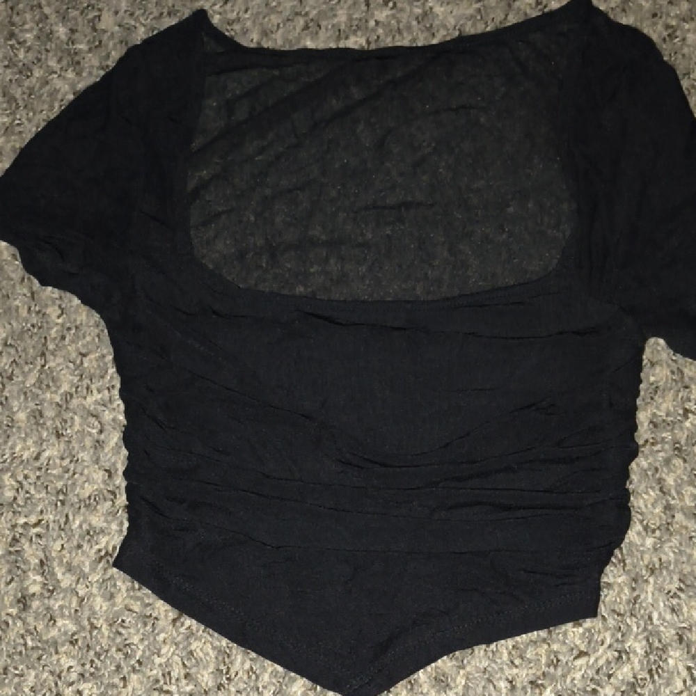 SHEIN Black Asymmetrical Ruched Crop Top